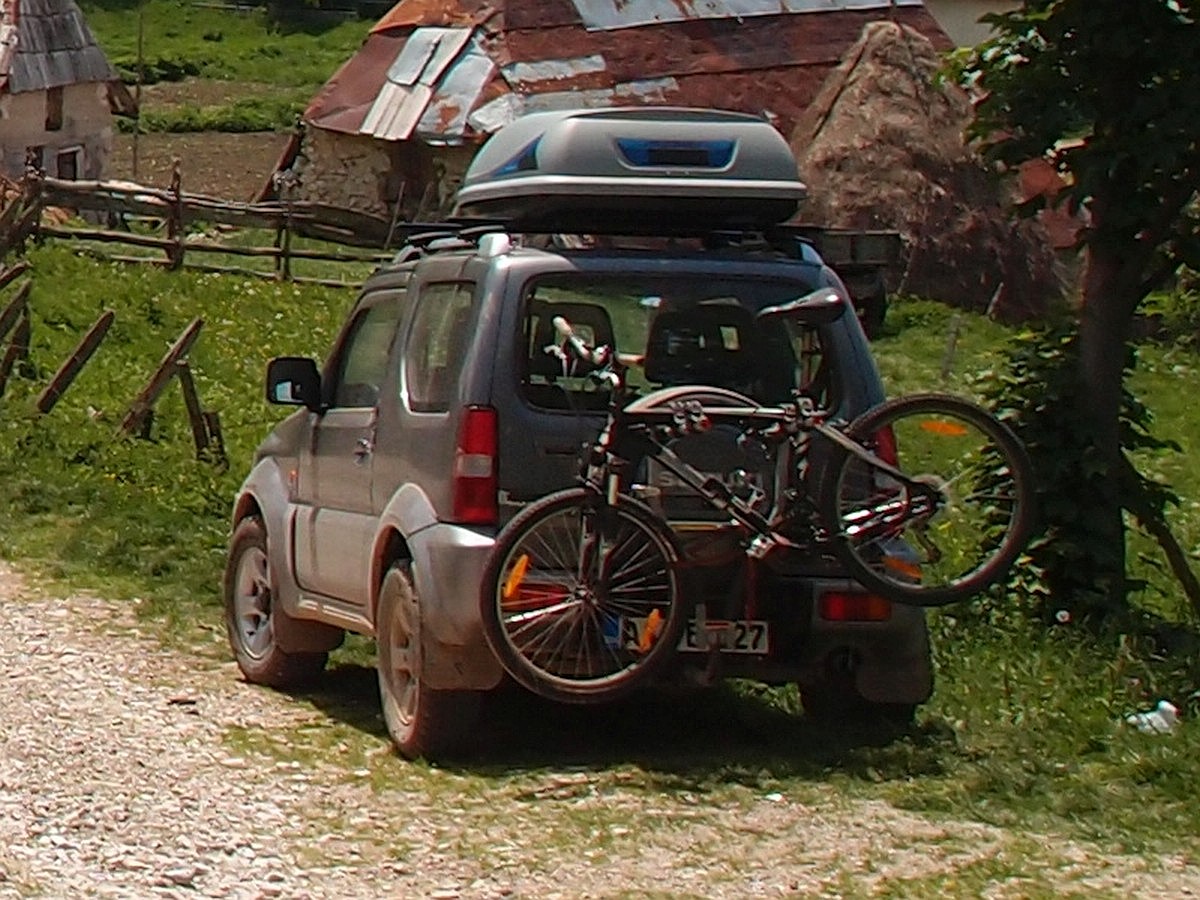 Bicycle carrier - Wikipedia
